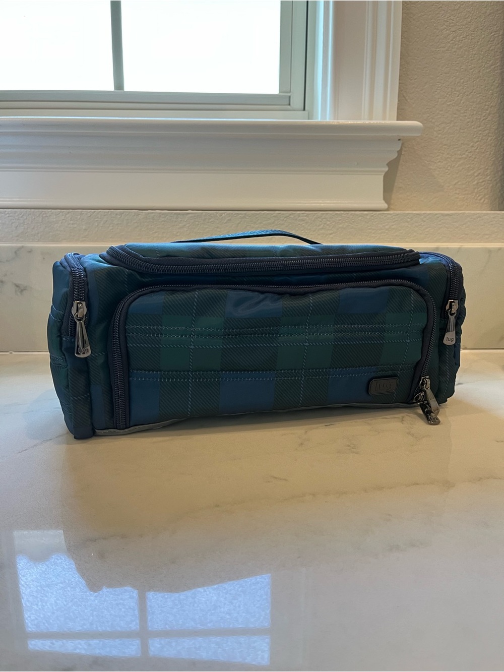 Lug | Cosmetic Trolley